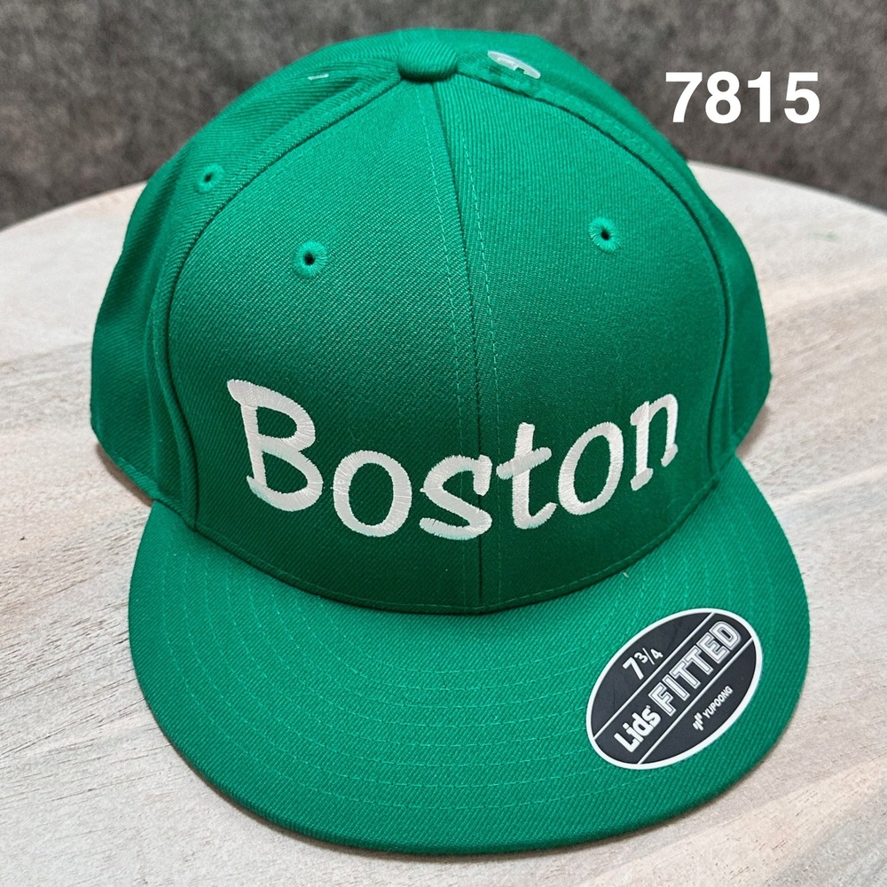 Lids Yupoong Boston Fitted Hat Green White Embroidered Flat Brim Size 7 3/4